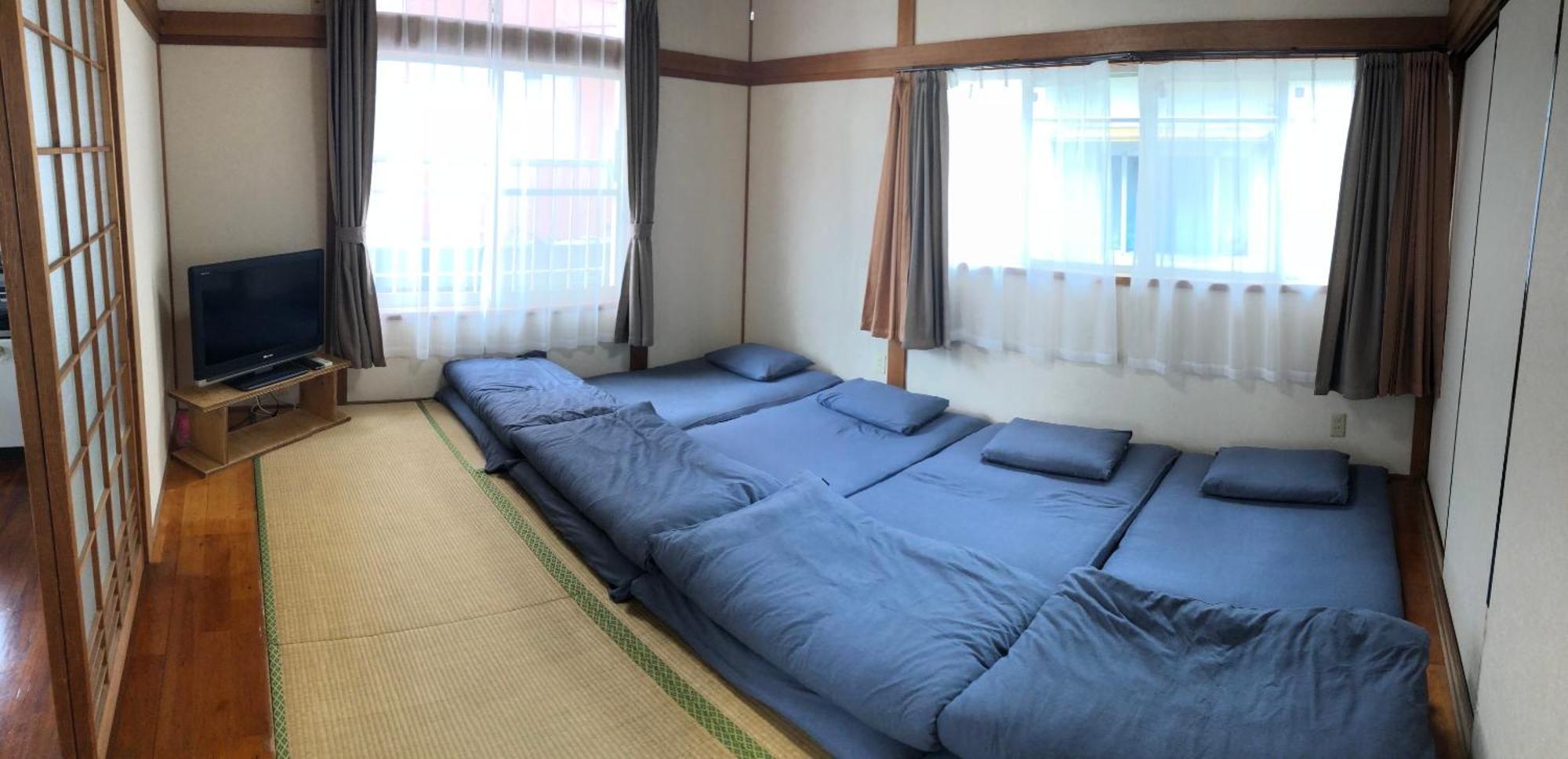Golden Mile Apartment Амами Екстериор снимка